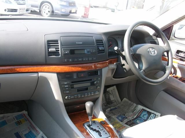2004 Toyota Mark II