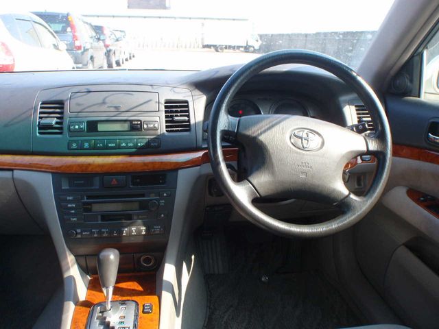 2004 Toyota Mark II