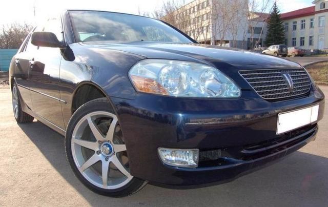 2004 Toyota Mark II