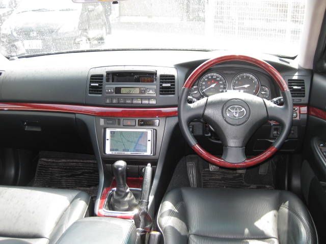 2004 Toyota Mark II