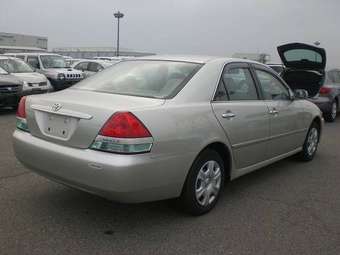 2004 Toyota Mark II Photos