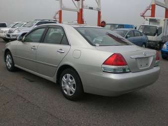 2004 Toyota Mark II Photos
