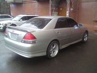 2004 Toyota Mark II Pictures