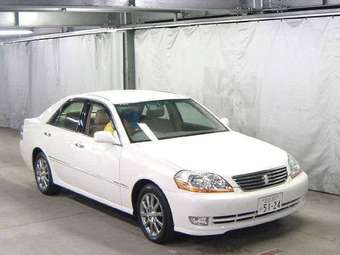 2004 Toyota Mark II Photos