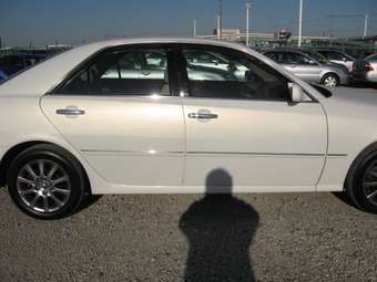 2004 Toyota Mark II Pictures
