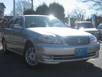 2004 Toyota Mark II Images