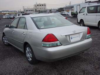 2004 Toyota Mark II Images