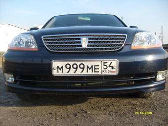 2004 Toyota Mark II Images