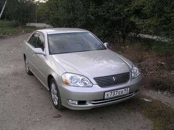 2004 Toyota Mark II Photos