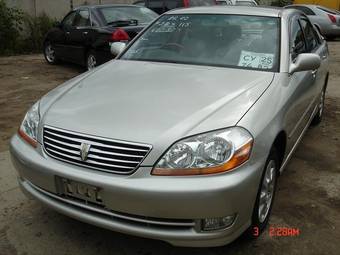 2004 Toyota Mark II Photos