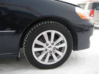 2004 Toyota Mark II Photos
