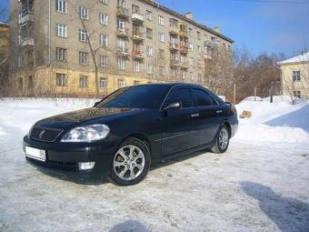 2004 Toyota Mark II Pictures