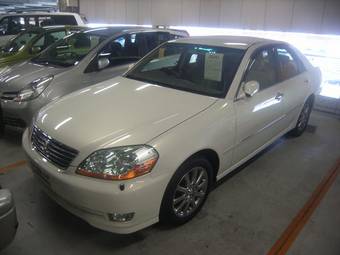 2004 Toyota Mark II Pictures