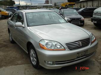 2004 Toyota Mark II Pictures