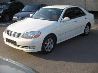 2004 Toyota Mark II Photos