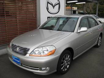 2004 Toyota Mark II Pictures