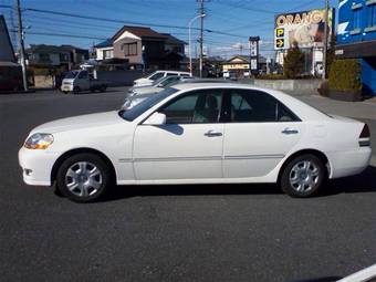 2004 Toyota Mark II Photos