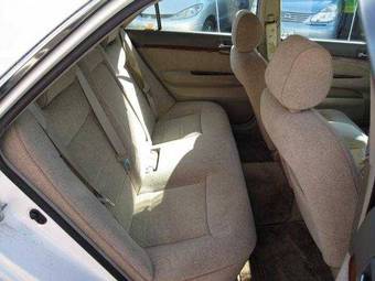 2004 Toyota Mark II Pictures