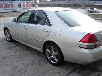 2004 Toyota Mark II Pics