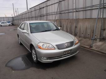 2004 Toyota Mark II Photos