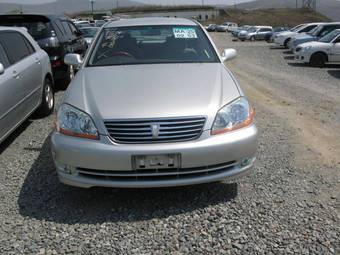 2004 Toyota Mark II Photos