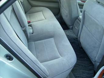 2004 Toyota Mark II Photos