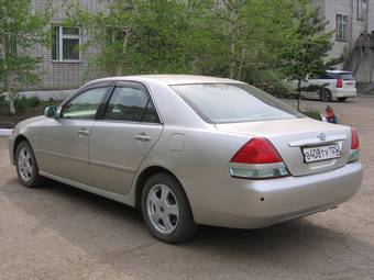 2004 Toyota Mark II Pictures