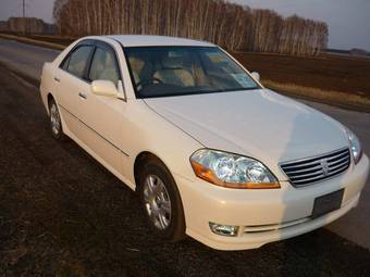 2004 Toyota Mark II Pictures