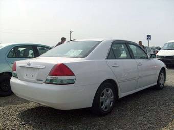 2004 Toyota Mark II Pictures