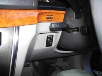 2004 Toyota Mark II Pictures