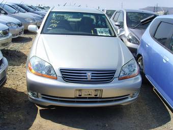 2004 Toyota Mark II Pictures
