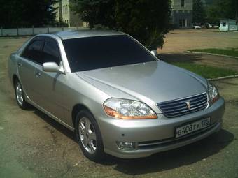 2004 Toyota Mark II Photos