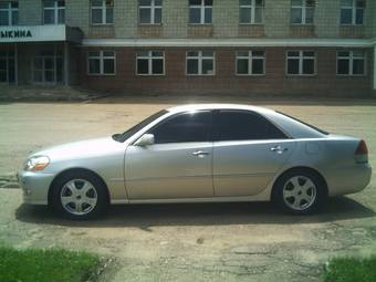 2004 Toyota Mark II Pictures