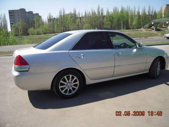 2004 Toyota Mark II Pictures