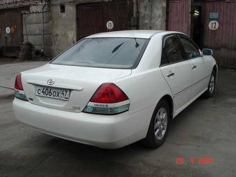 2004 Toyota Mark II Pictures