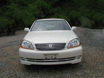 2004 Toyota Mark II Photos