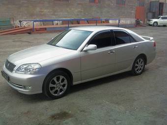 2004 Toyota Mark II Photos