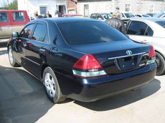 2004 Toyota Mark II Pictures