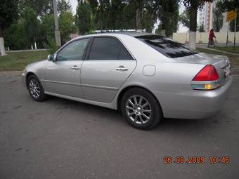 2005 Toyota Mark II Photos