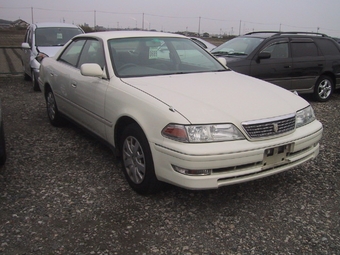2000 Toyota Mark II Wagon Blit