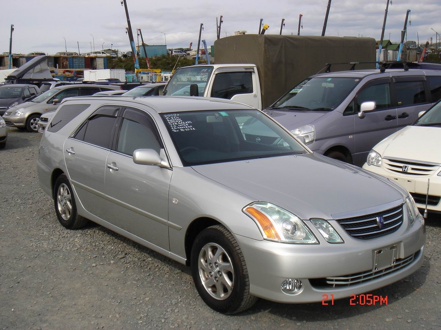 2002 Toyota Mark II Wagon Blit Pictures