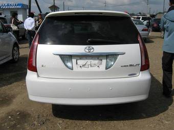 2002 Toyota Mark II Wagon Blit Pics