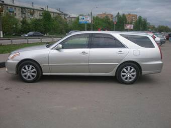 2003 Toyota Mark II Wagon Blit Photos