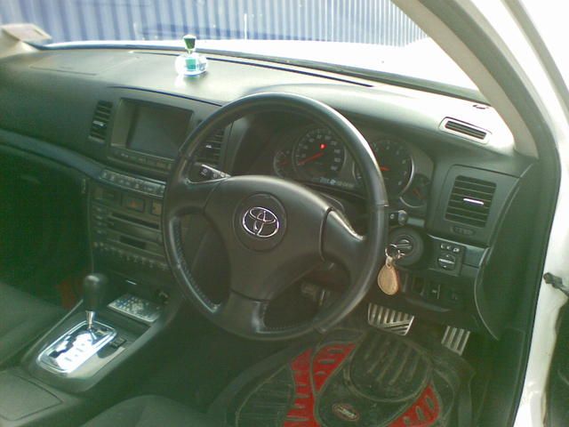 2004 Toyota Mark II Wagon Blit