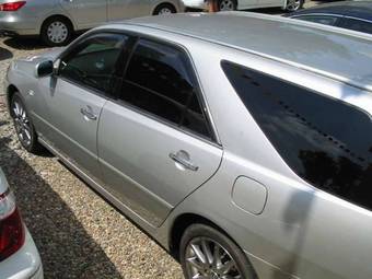 2004 Toyota Mark II Wagon Blit Pictures