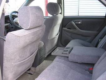Toyota Mark II Wagon Qualis