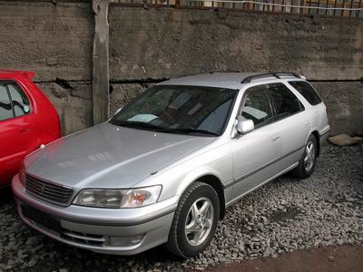 1997 Toyota Mark II Wagon Qualis Photos