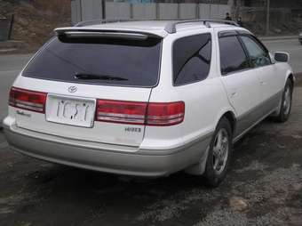 1997 Toyota Mark II Wagon Qualis Pictures