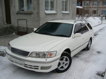 1998 Toyota Mark II Wagon Qualis