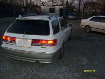 Toyota Mark II Wagon Qualis